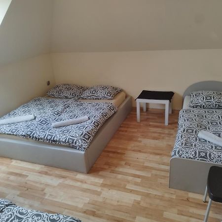 Ceramika Boleslawiec - Pensjonat Extérieur photo