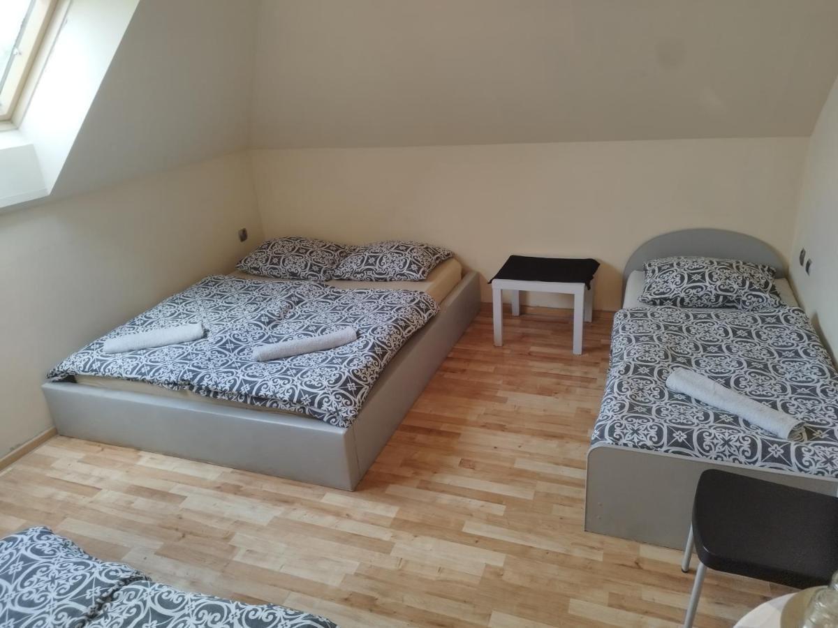 Ceramika Boleslawiec - Pensjonat Extérieur photo