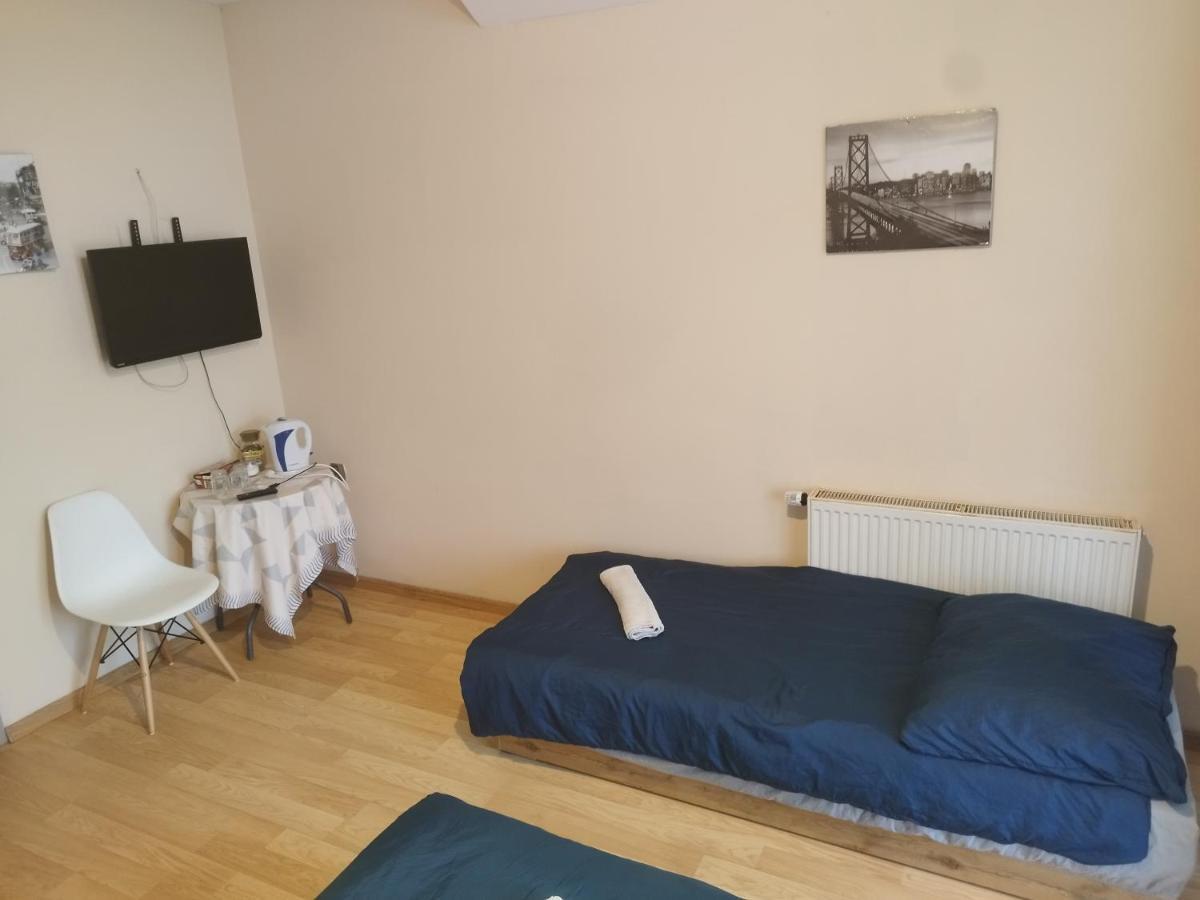 Ceramika Boleslawiec - Pensjonat Extérieur photo